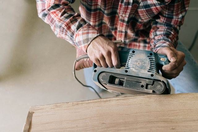 Comment choisir ses abrasifs de ponçage selon le matériau et la machine ?